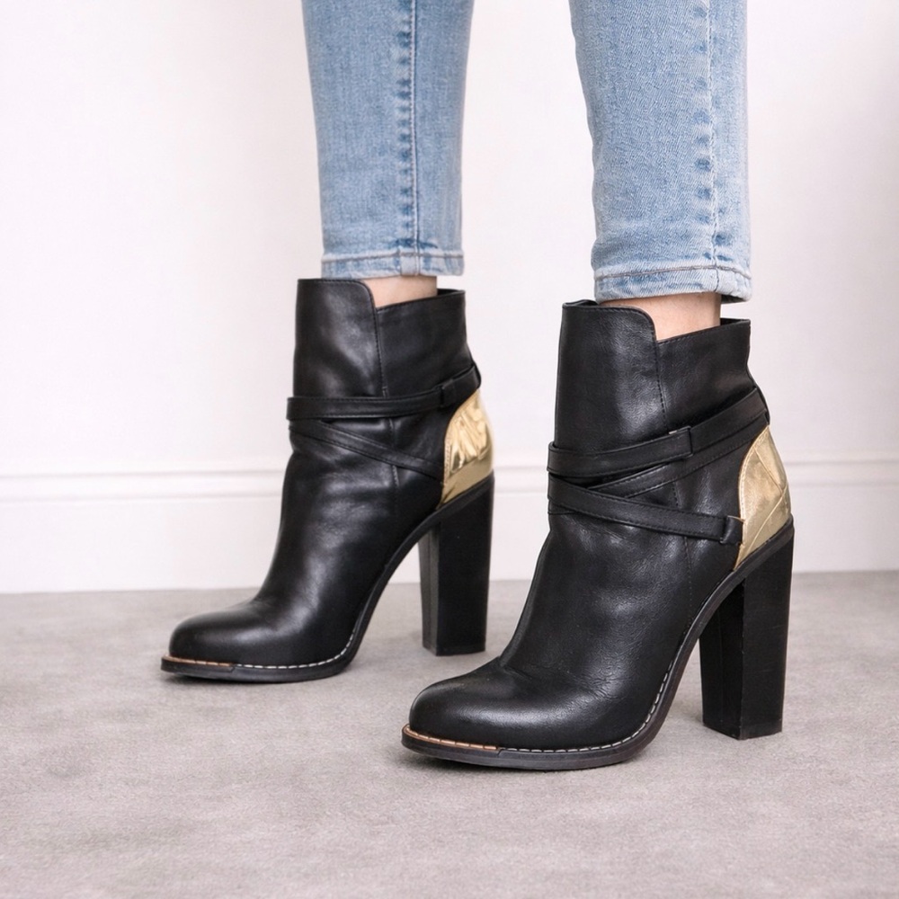 ZiGi Gorgeous Ambra Black Leather Boots size 7 stacked heel
